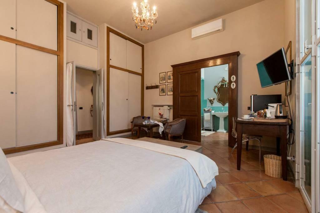 Camera Navigli Con Bagno Privato มิลาน ภายนอก รูปภาพ